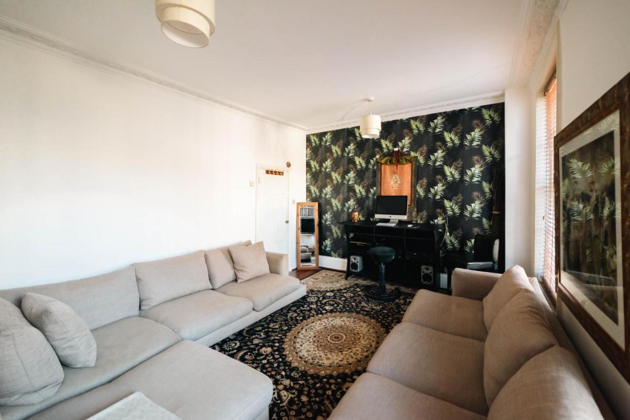 Stylish 2 Bedroom Flat In Camden Town 런던 외부 사진