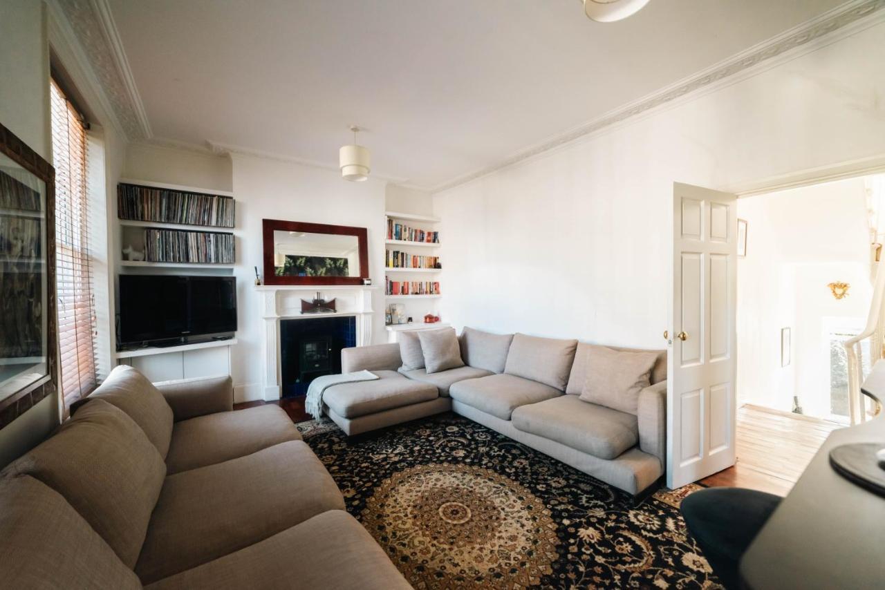 Stylish 2 Bedroom Flat In Camden Town 런던 외부 사진